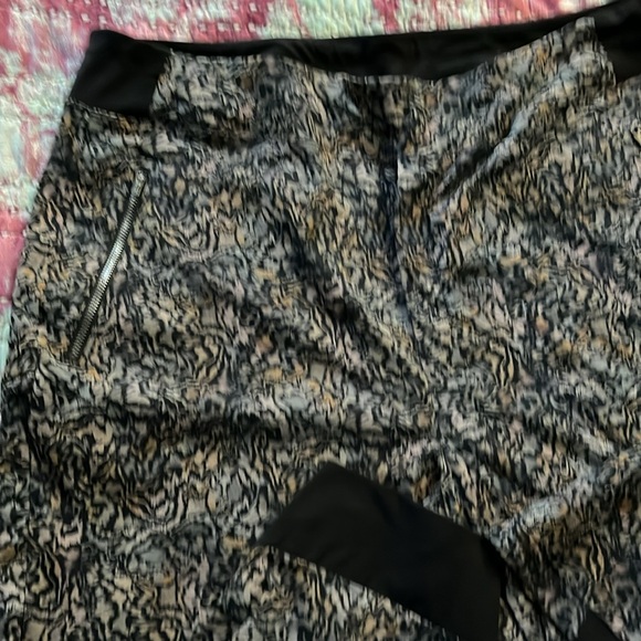 Athleta Trekkie North Pull On Jogger - Picture 2 of 10